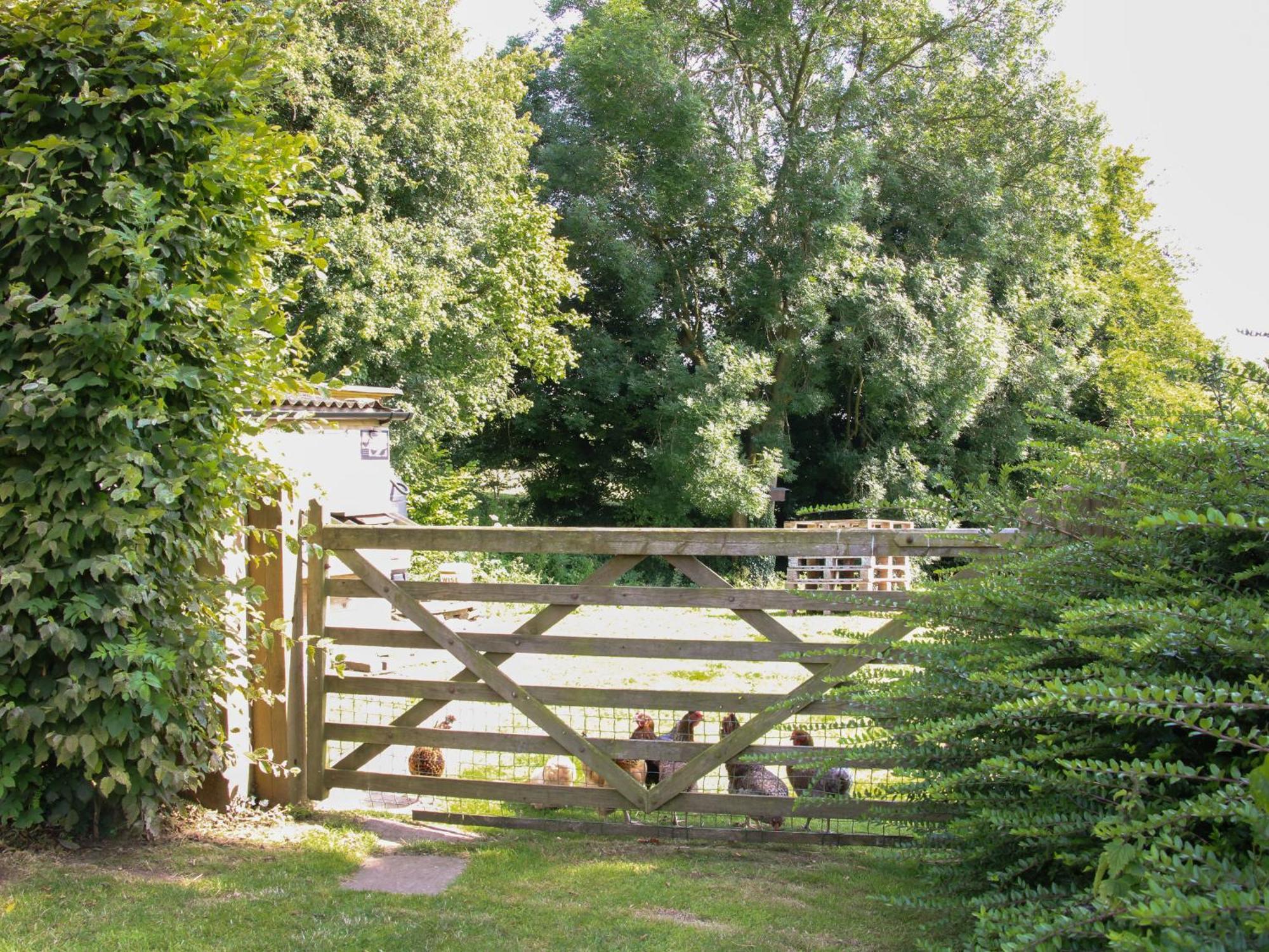 Foxholes Barn Villa Kidderminster Exteriör bild